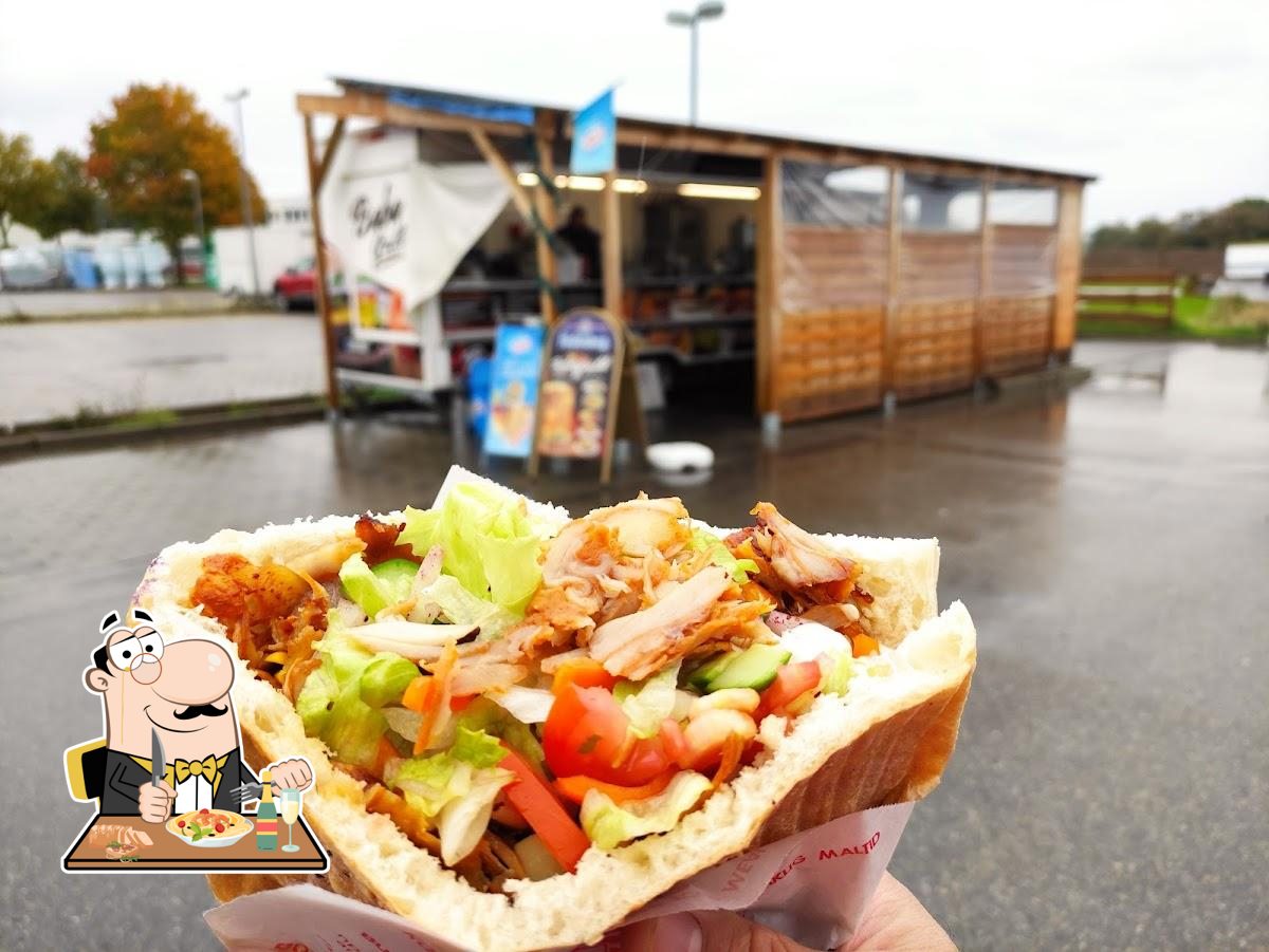 Baba’s Kebab & Grill: A Flavorful Street Food Experience